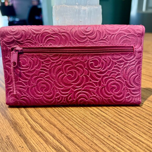 Mundi Rose Embossed Wallet - Picture 3 of 7